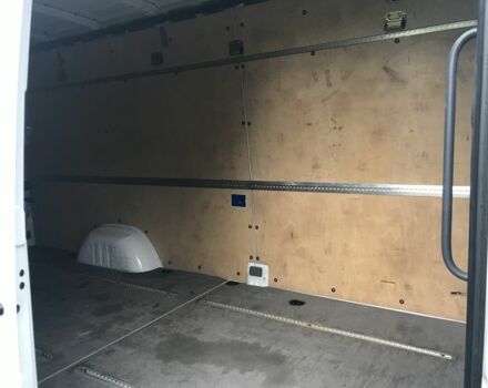 Белый Мерседес Sprinter, объемом двигателя 2.2 л и пробегом 250 тыс. км за 16999 $, фото 4 на Automoto.ua