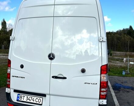 Белый Мерседес Sprinter, объемом двигателя 3 л и пробегом 217 тыс. км за 25000 $, фото 3 на Automoto.ua