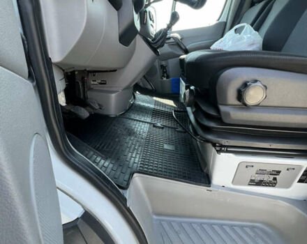 Белый Мерседес Sprinter, объемом двигателя 2.1 л и пробегом 505 тыс. км за 19499 $, фото 14 на Automoto.ua