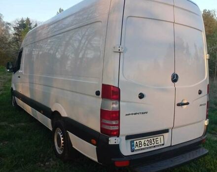 Белый Мерседес Sprinter, объемом двигателя 2.14 л и пробегом 316 тыс. км за 16800 $, фото 1 на Automoto.ua