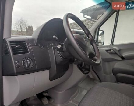 Белый Мерседес Sprinter, объемом двигателя 0 л и пробегом 290 тыс. км за 27000 $, фото 19 на Automoto.ua