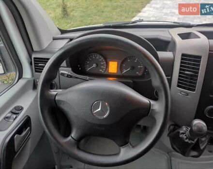 Белый Мерседес Sprinter, объемом двигателя 0 л и пробегом 290 тыс. км за 27000 $, фото 20 на Automoto.ua