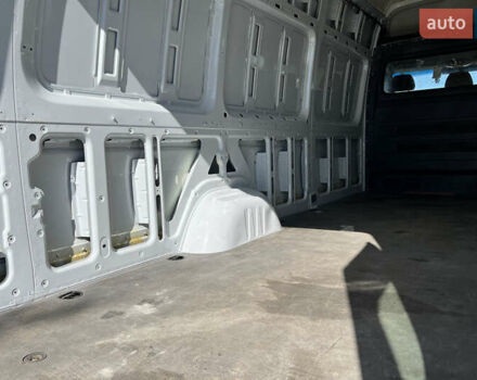 Белый Мерседес Sprinter, объемом двигателя 2.14 л и пробегом 430 тыс. км за 37500 $, фото 8 на Automoto.ua