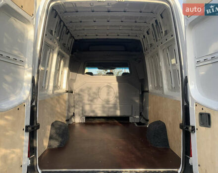 Белый Мерседес Sprinter, объемом двигателя 3 л и пробегом 310 тыс. км за 27990 $, фото 25 на Automoto.ua