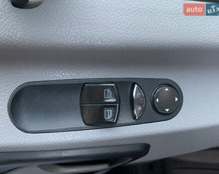 Белый Мерседес Sprinter, объемом двигателя 3 л и пробегом 310 тыс. км за 27990 $, фото 22 на Automoto.ua