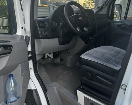 Білий Мерседес Sprinter, об'ємом двигуна 2.2 л та пробігом 385 тис. км за 16800 $, фото 11 на Automoto.ua