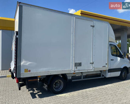 Белый Мерседес Sprinter, объемом двигателя 2.2 л и пробегом 296 тыс. км за 22500 $, фото 3 на Automoto.ua