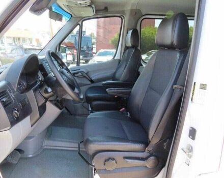 Білий Мерседес Sprinter, об'ємом двигуна 0 л та пробігом 112 тис. км за 11600 $, фото 6 на Automoto.ua