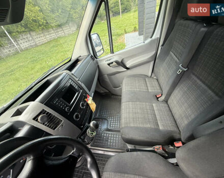 Белый Мерседес Sprinter, объемом двигателя 2.2 л и пробегом 325 тыс. км за 22000 $, фото 11 на Automoto.ua