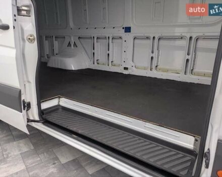 Белый Мерседес Sprinter, объемом двигателя 0 л и пробегом 290 тыс. км за 27000 $, фото 38 на Automoto.ua