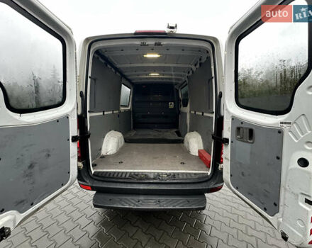 Белый Мерседес Sprinter, объемом двигателя 2.9 л и пробегом 340 тыс. км за 25000 $, фото 7 на Automoto.ua
