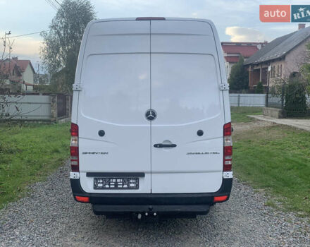 Белый Мерседес Sprinter, объемом двигателя 3 л и пробегом 310 тыс. км за 27990 $, фото 7 на Automoto.ua