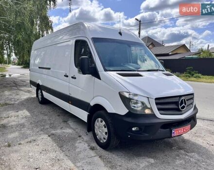 Белый Мерседес Sprinter, объемом двигателя 2.2 л и пробегом 385 тыс. км за 23638 $, фото 3 на Automoto.ua