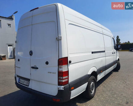 Белый Мерседес Sprinter, объемом двигателя 2.1 л и пробегом 300 тыс. км за 15999 $, фото 3 на Automoto.ua