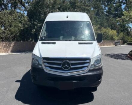 Белый Мерседес Sprinter, объемом двигателя 3 л и пробегом 50 тыс. км за 5300 $, фото 1 на Automoto.ua