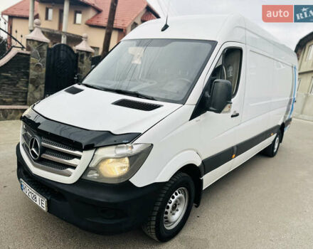 Белый Мерседес Sprinter, объемом двигателя 2.1 л и пробегом 330 тыс. км за 18700 $, фото 98 на Automoto.ua