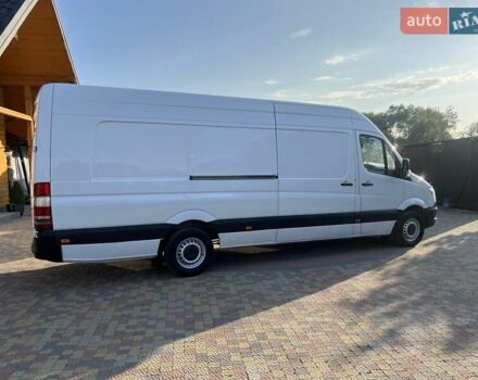 Белый Мерседес Sprinter, объемом двигателя 2.14 л и пробегом 786 тыс. км за 18500 $, фото 4 на Automoto.ua