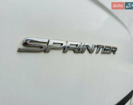 Белый Мерседес Sprinter, объемом двигателя 2.1 л и пробегом 330 тыс. км за 18700 $, фото 10 на Automoto.ua