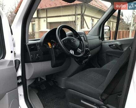 Белый Мерседес Sprinter, объемом двигателя 2.14 л и пробегом 217 тыс. км за 23700 $, фото 12 на Automoto.ua
