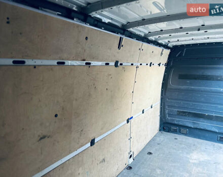 Белый Мерседес Sprinter, объемом двигателя 2.1 л и пробегом 330 тыс. км за 18700 $, фото 110 на Automoto.ua