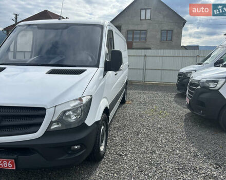 Белый Мерседес Sprinter, объемом двигателя 0 л и пробегом 245 тыс. км за 19800 $, фото 34 на Automoto.ua