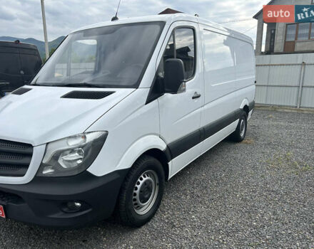 Белый Мерседес Sprinter, объемом двигателя 0 л и пробегом 245 тыс. км за 19800 $, фото 9 на Automoto.ua