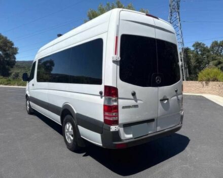 Белый Мерседес Sprinter, объемом двигателя 3 л и пробегом 50 тыс. км за 5300 $, фото 7 на Automoto.ua