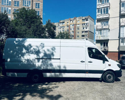 Белый Мерседес Sprinter, объемом двигателя 2.99 л и пробегом 350 тыс. км за 33500 $, фото 5 на Automoto.ua