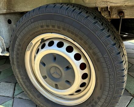 Белый Мерседес Sprinter, объемом двигателя 2.1 л и пробегом 176 тыс. км за 17310 $, фото 8 на Automoto.ua