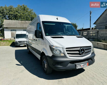 Белый Мерседес Sprinter, объемом двигателя 3 л и пробегом 279 тыс. км за 37009 $, фото 1 на Automoto.ua