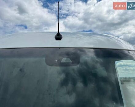 Белый Мерседес Sprinter, объемом двигателя 0 л и пробегом 168 тыс. км за 49421 $, фото 24 на Automoto.ua