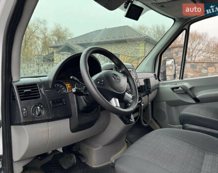 Белый Мерседес Sprinter, объемом двигателя 2.2 л и пробегом 173 тыс. км за 22900 $, фото 24 на Automoto.ua