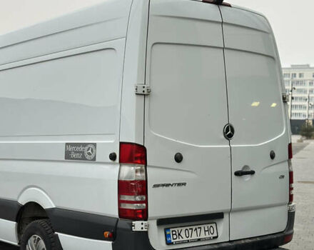Белый Мерседес Sprinter, объемом двигателя 2.14 л и пробегом 470 тыс. км за 15800 $, фото 8 на Automoto.ua