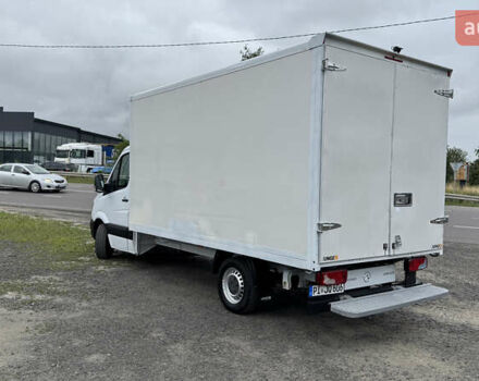 Белый Мерседес Sprinter, объемом двигателя 2.2 л и пробегом 250 тыс. км за 17199 $, фото 9 на Automoto.ua
