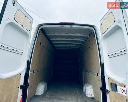 Белый Мерседес Sprinter, объемом двигателя 2.1 л и пробегом 330 тыс. км за 18700 $, фото 32 на Automoto.ua