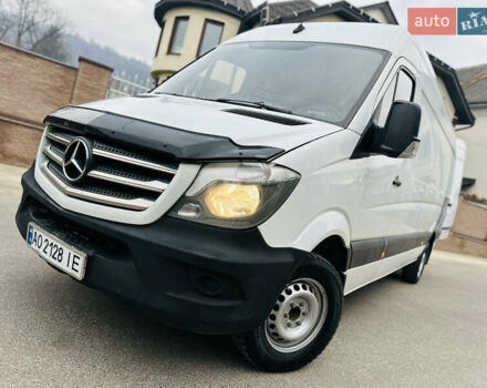 Белый Мерседес Sprinter, объемом двигателя 2.1 л и пробегом 330 тыс. км за 18700 $, фото 157 на Automoto.ua