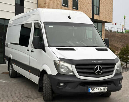 Белый Мерседес Sprinter, объемом двигателя 2.14 л и пробегом 470 тыс. км за 15800 $, фото 2 на Automoto.ua