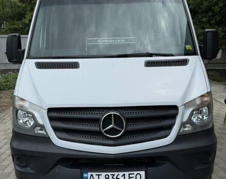 Белый Мерседес Sprinter, объемом двигателя 2.14 л и пробегом 351 тыс. км за 19300 $, фото 2 на Automoto.ua