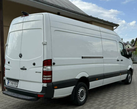 Белый Мерседес Sprinter, объемом двигателя 2.14 л и пробегом 351 тыс. км за 19300 $, фото 5 на Automoto.ua