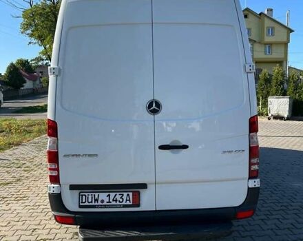 Белый Мерседес Sprinter, объемом двигателя 0 л и пробегом 168 тыс. км за 47339 $, фото 1 на Automoto.ua