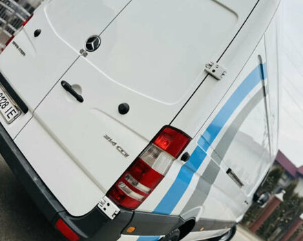 Белый Мерседес Sprinter, объемом двигателя 2.1 л и пробегом 330 тыс. км за 18700 $, фото 80 на Automoto.ua