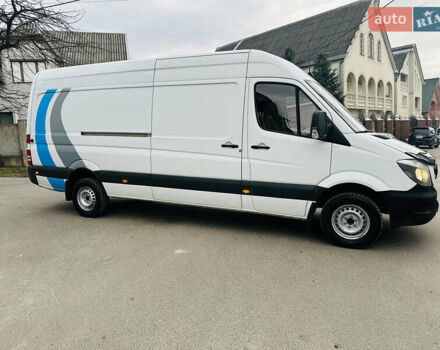 Белый Мерседес Sprinter, объемом двигателя 2.1 л и пробегом 330 тыс. км за 18700 $, фото 28 на Automoto.ua