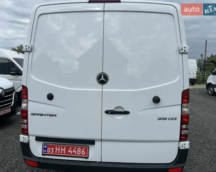 Белый Мерседес Sprinter, объемом двигателя 0 л и пробегом 245 тыс. км за 19800 $, фото 7 на Automoto.ua