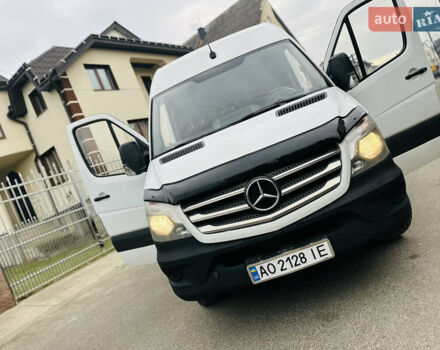 Белый Мерседес Sprinter, объемом двигателя 2.1 л и пробегом 330 тыс. км за 18700 $, фото 74 на Automoto.ua