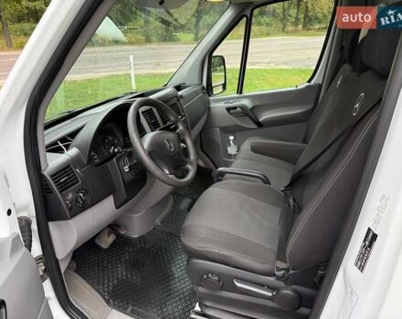 Білий Мерседес Sprinter, об'ємом двигуна 2.2 л та пробігом 209 тис. км за 17999 $, фото 10 на Automoto.ua