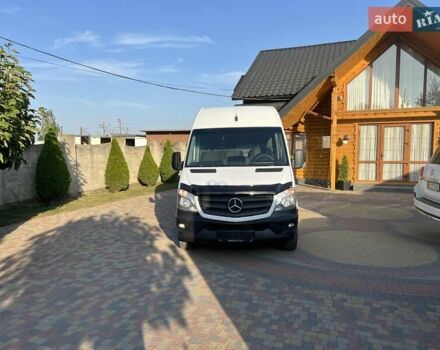 Белый Мерседес Sprinter, объемом двигателя 2.14 л и пробегом 786 тыс. км за 18500 $, фото 2 на Automoto.ua