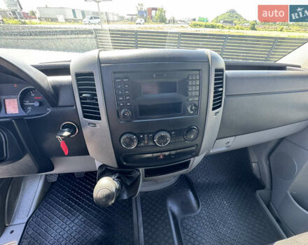 Белый Мерседес Sprinter, объемом двигателя 2.2 л и пробегом 370 тыс. км за 17700 $, фото 22 на Automoto.ua