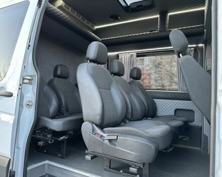 Белый Мерседес Sprinter, объемом двигателя 3 л и пробегом 300 тыс. км за 35500 $, фото 7 на Automoto.ua