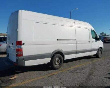 Белый Мерседес Sprinter, объемом двигателя 3 л и пробегом 168 тыс. км за 2500 $, фото 3 на Automoto.ua