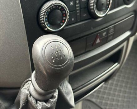 Белый Мерседес Sprinter, объемом двигателя 2.14 л и пробегом 351 тыс. км за 19300 $, фото 8 на Automoto.ua